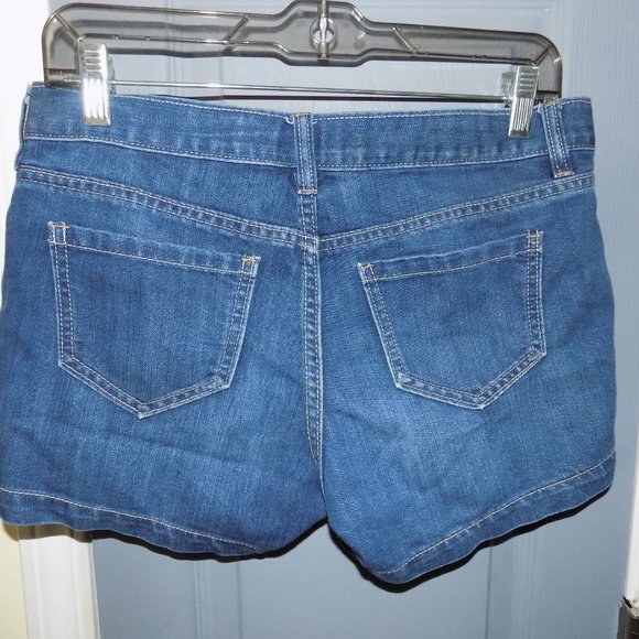 OLD NAVY MID RISE DENIM JEANS MINI SHORT SHORTS - Picture 3 of 3